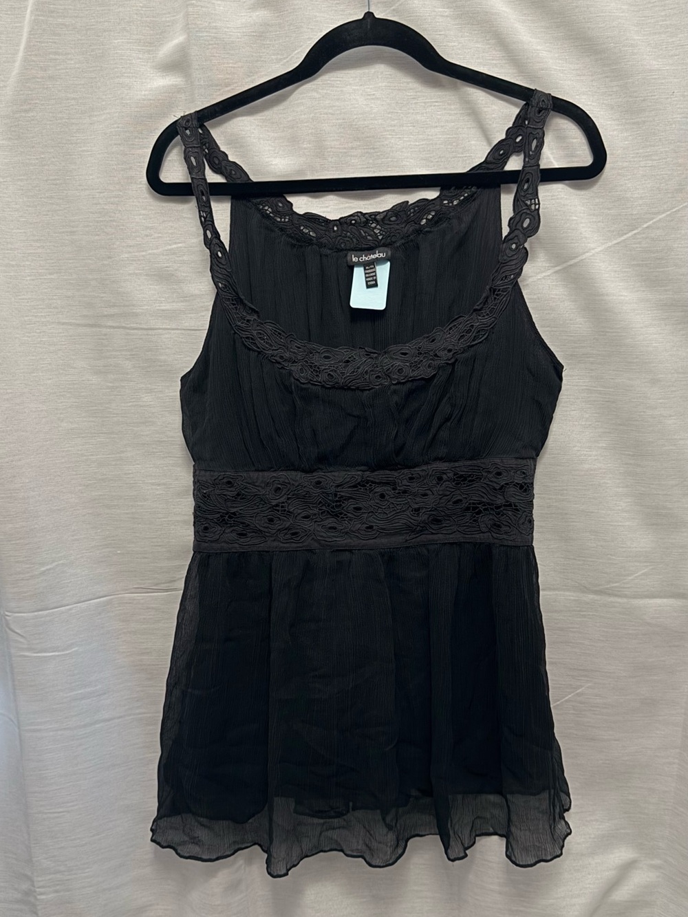 le chateau 100% SILK Black Lace-Detail Sleeveless Camisole